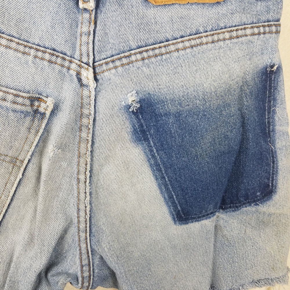 Vintage Levi's Orange Tab Cut Off Denim Shorts Distressed Blue 29 High Rise - Picture 3 of 10